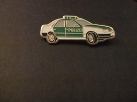 Audi A6 auto van de Duitse polizei ( Duitse Politie) groen met wit